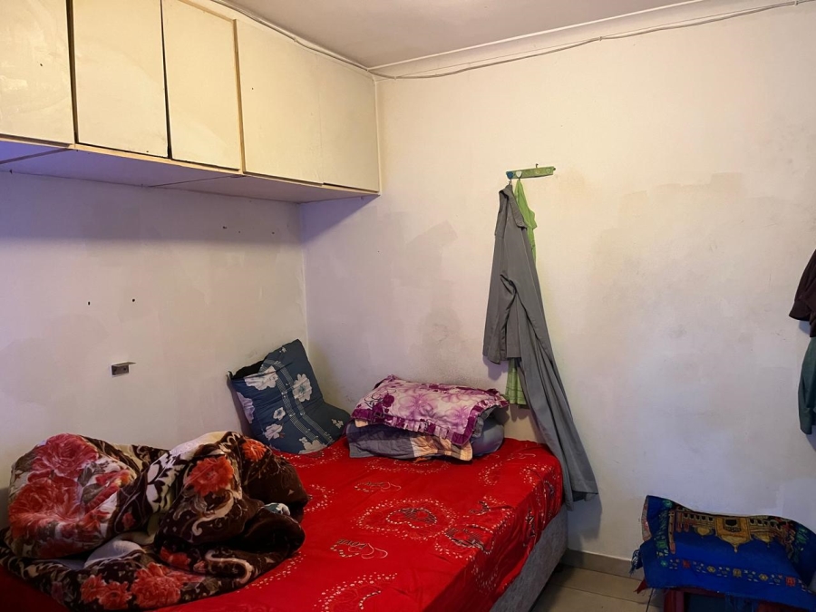  Bedroom Property for Sale in Maitland Western Cape